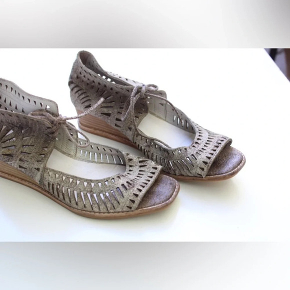 Jeffrey Campbell Rodillo wedge sandals - Picture 6 of 11